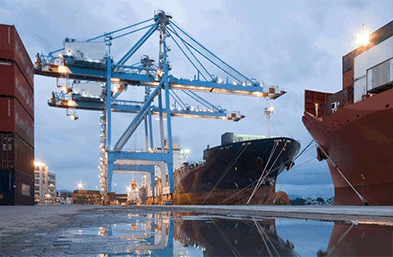 上海貨代兩用集裝箱的運輸過程