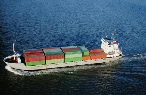 新加坡海運業的發展歷程，并展望未來的潛力與挑戰