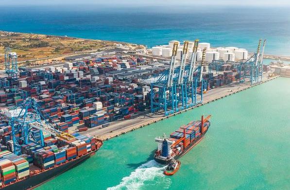 國際貨運代理的重要性、工作內容以及面臨的挑戰有哪些？