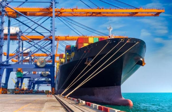 國際物流作為連接世界的紐帶，在全球化時代具有不可替代的作用