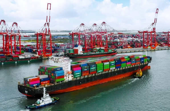 海運公司加強與其他行業(yè)的合作，共同探索可持續(xù)發(fā)展的解決方案