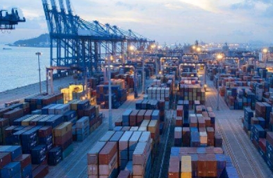 上海國(guó)際物流公司正以其決心和勇氣，探索著物流行業(yè)的新未來(lái)