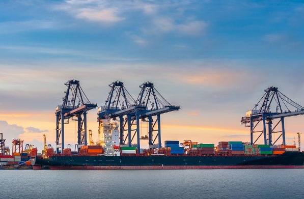 貨運代理不僅是物流鏈條中的關鍵環節，更是連接世界經濟的橋梁